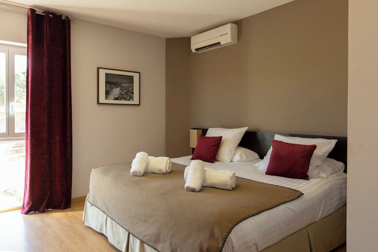 Les Villas Du Ch�teau De Lastours
