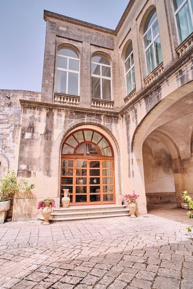 Palazzo Scarciglia