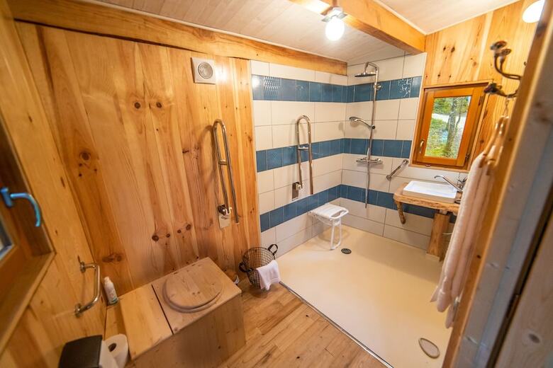 Les Cabanes Perch�es Du Mas Del Bosc