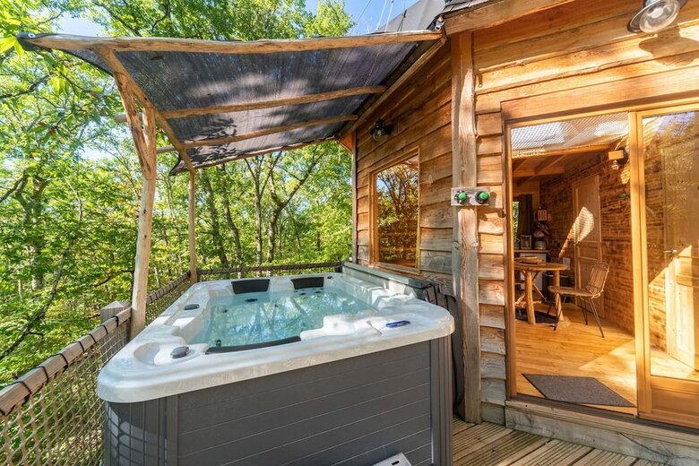 Les Cabanes Perch�es Du Mas Del Bosc