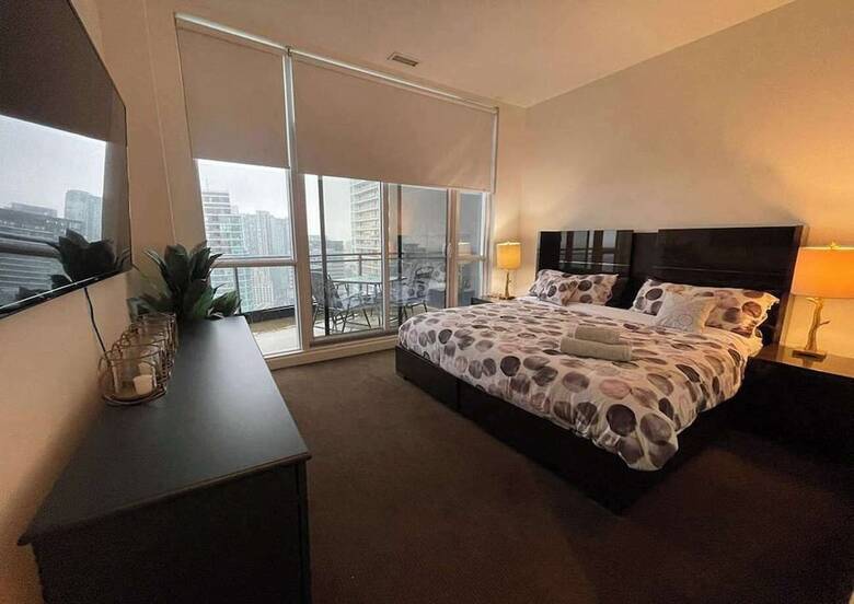 Hotel Waterfront Deluxe Residences