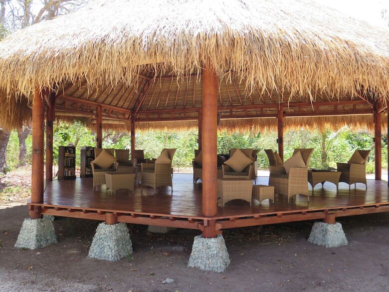 Angel Island Eco Resort