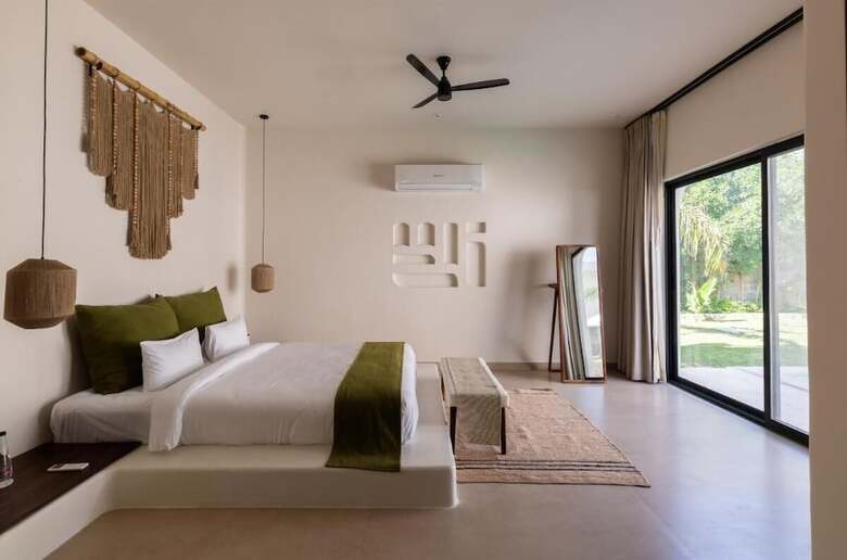 Hotel La Vida Retreat