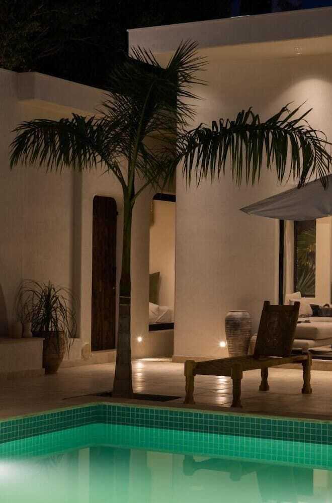 Hotel La Vida Retreat
