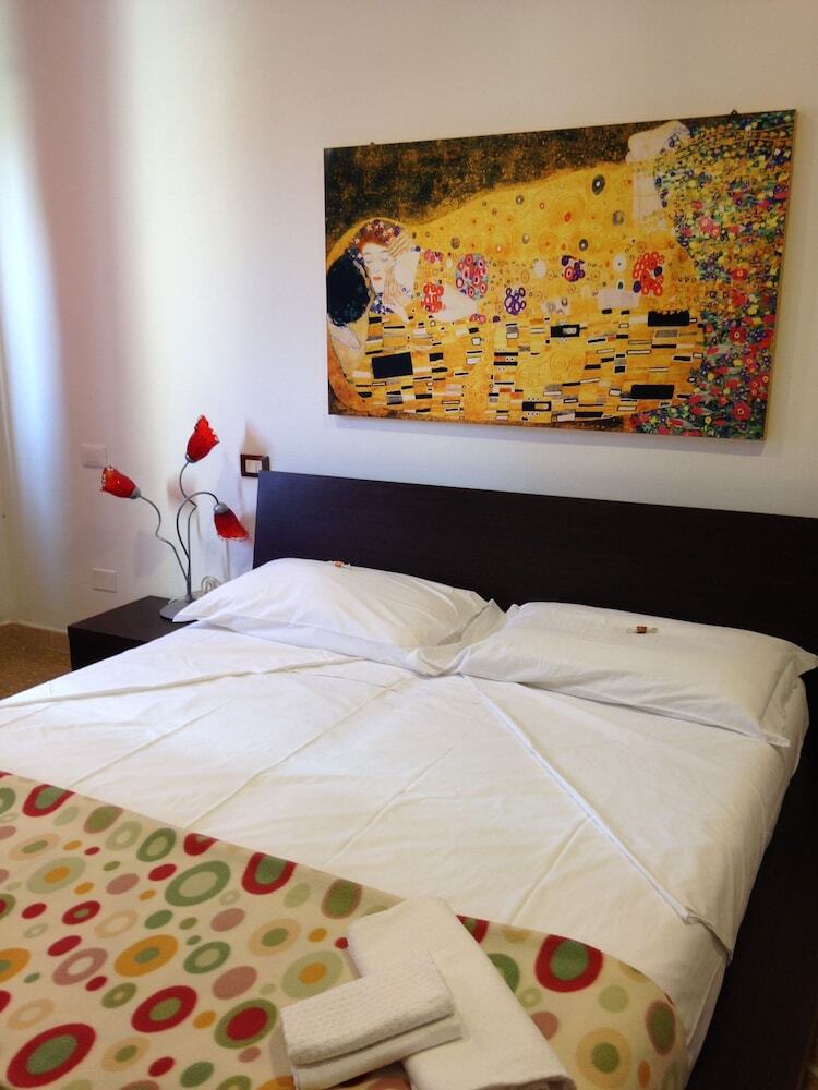 Hotel Santa Costanza
