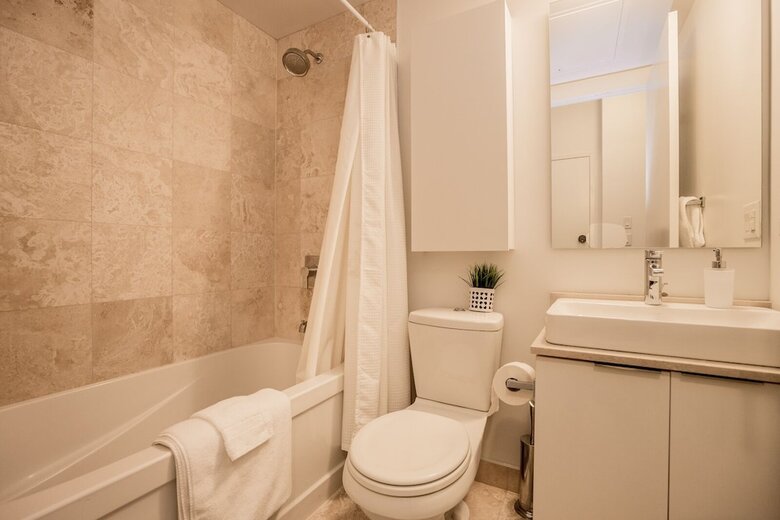 Hotel Ice Suites
