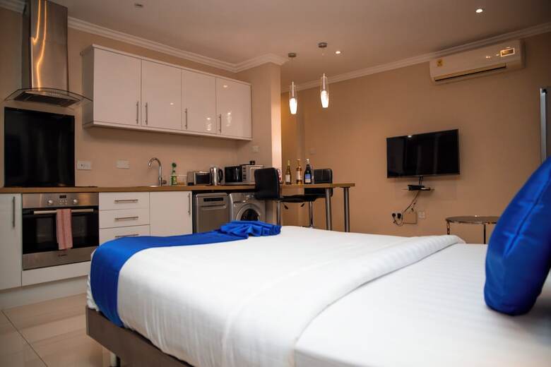 Aparthotel Cromer Serviced Apartments