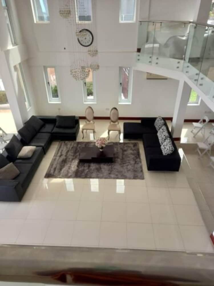 Aparthotel Cromer Serviced Apartments