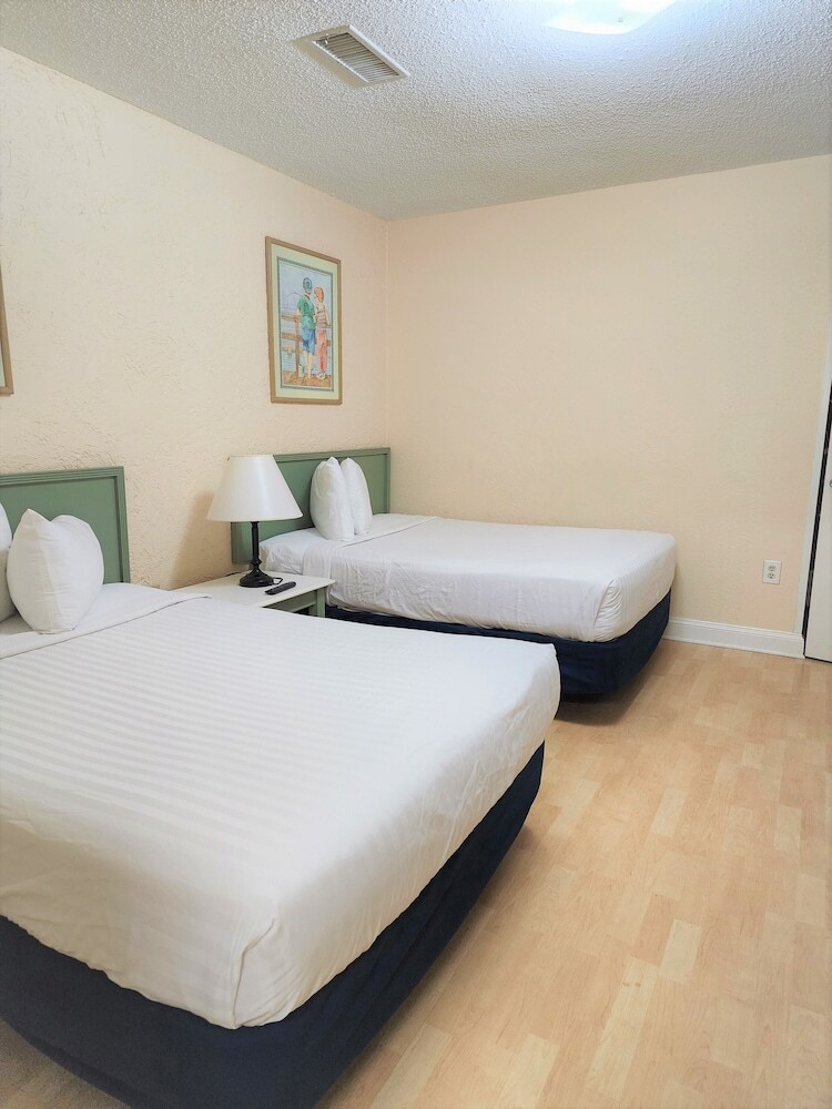 Aparthotel Sea Mist Oceanfront Resort