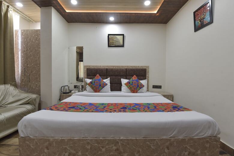 Hotel Govindam Royal Stay