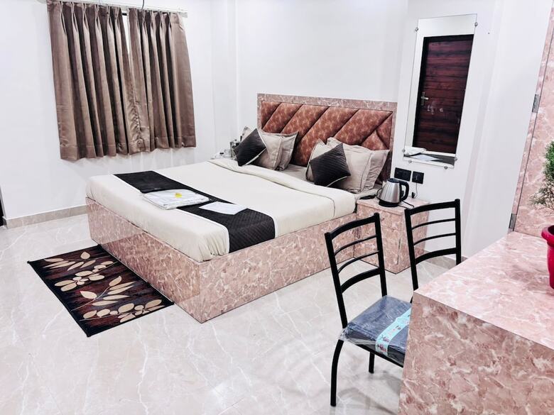 Hotel Govindam Royal Stay