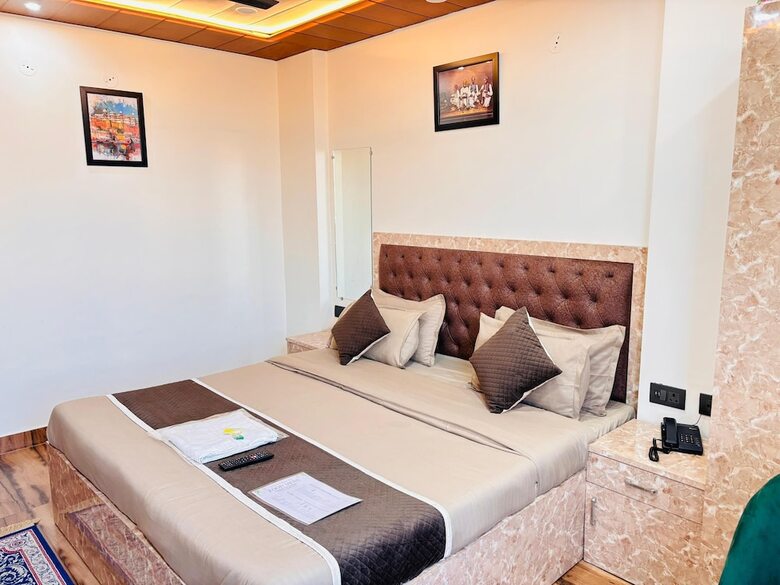 Hotel Govindam Royal Stay