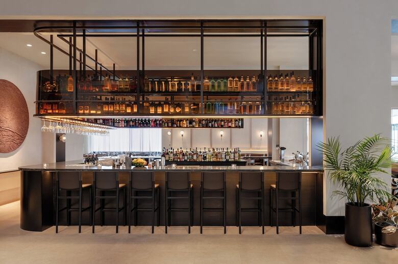 Kimpton Claret Hotel By Ihg