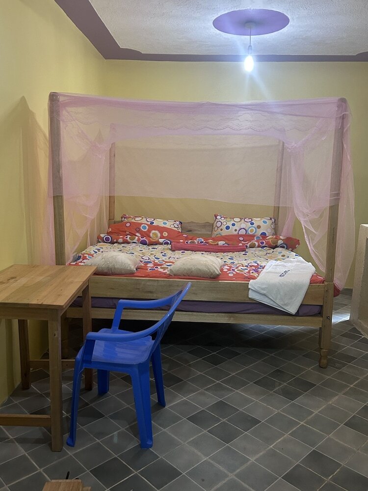 020-16 Airbnbs