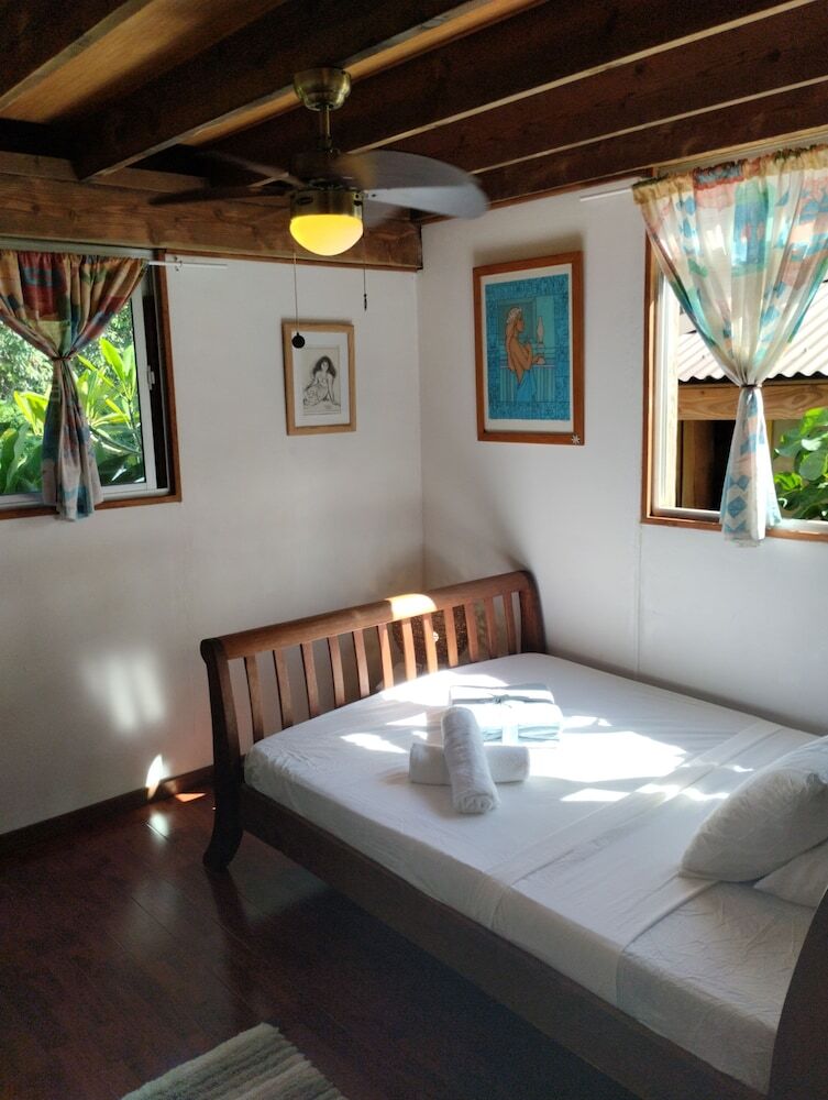 Temae Beach House