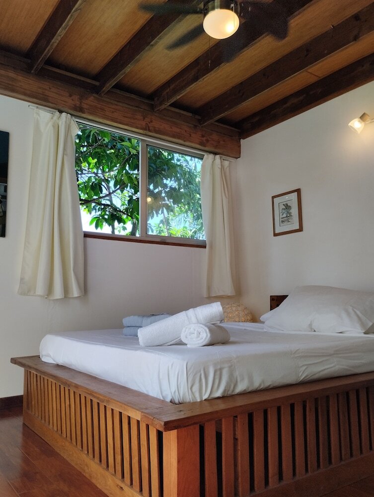Temae Beach House