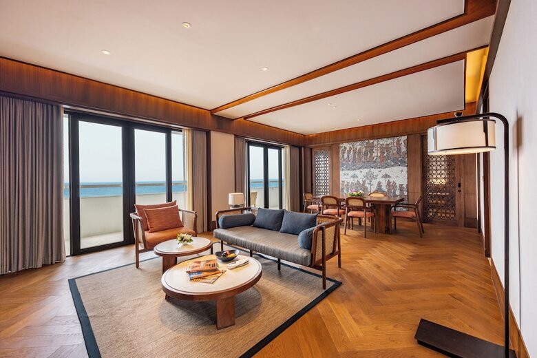 Bali Beach Hotel