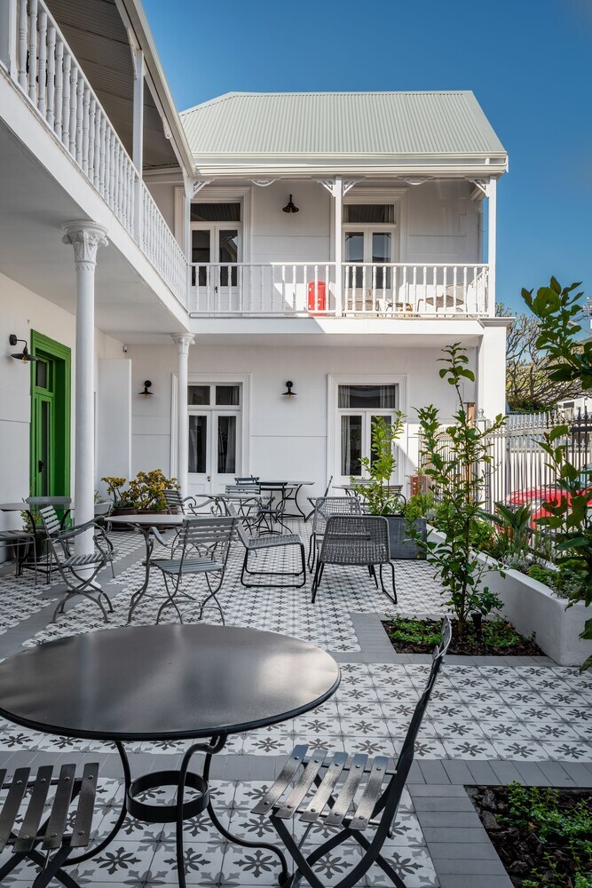 Hotel Igadi House