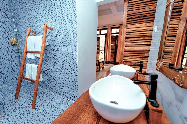 Asante Sana Beachfront Hotel