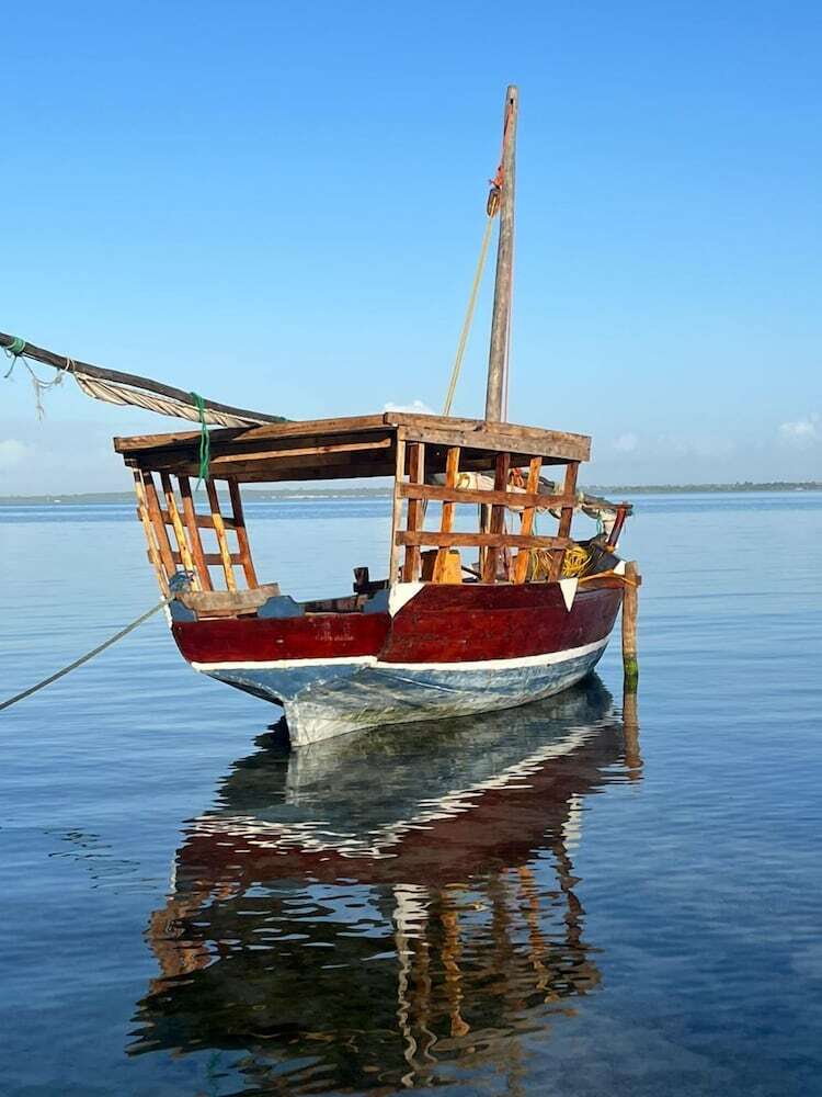 Asante Sana Beachfront Hotel