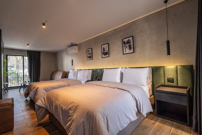 Hotel Alcal� Expo