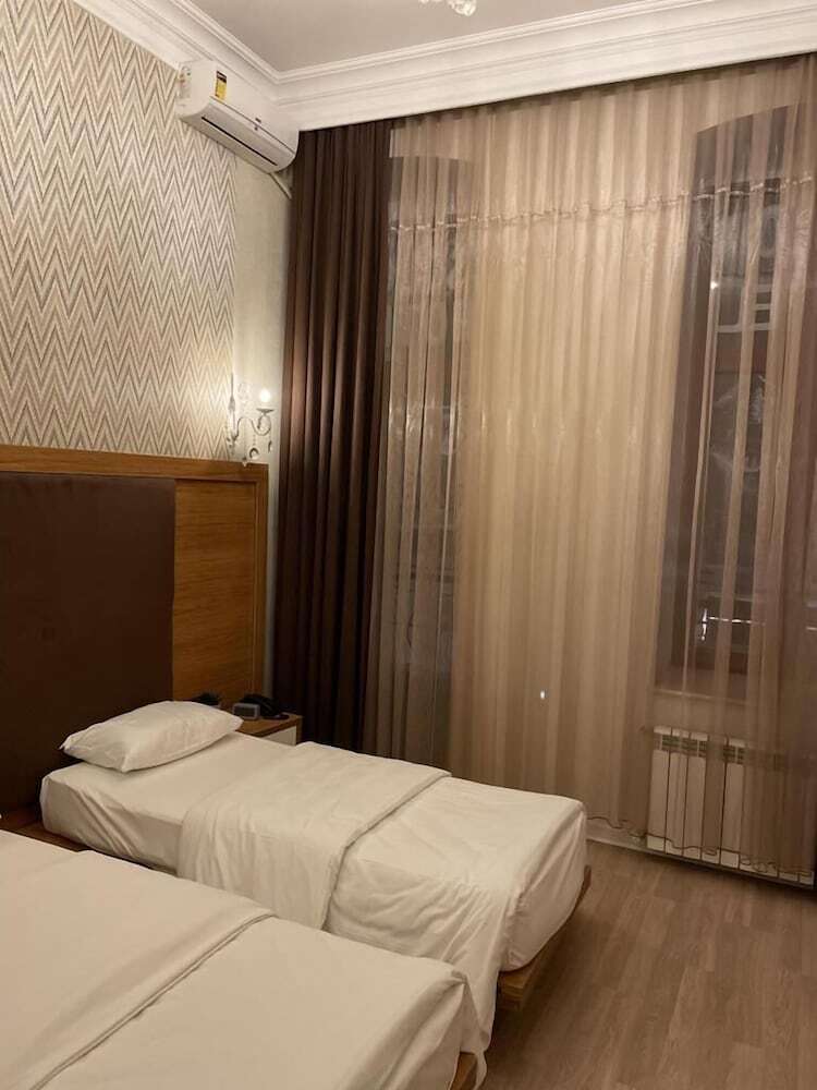 Solo Hotel