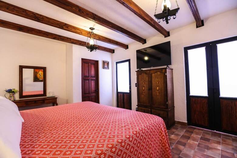 Hotel El Mes�n Del Quijote