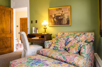 Carisbrooke Inn Bed & Breakfast
