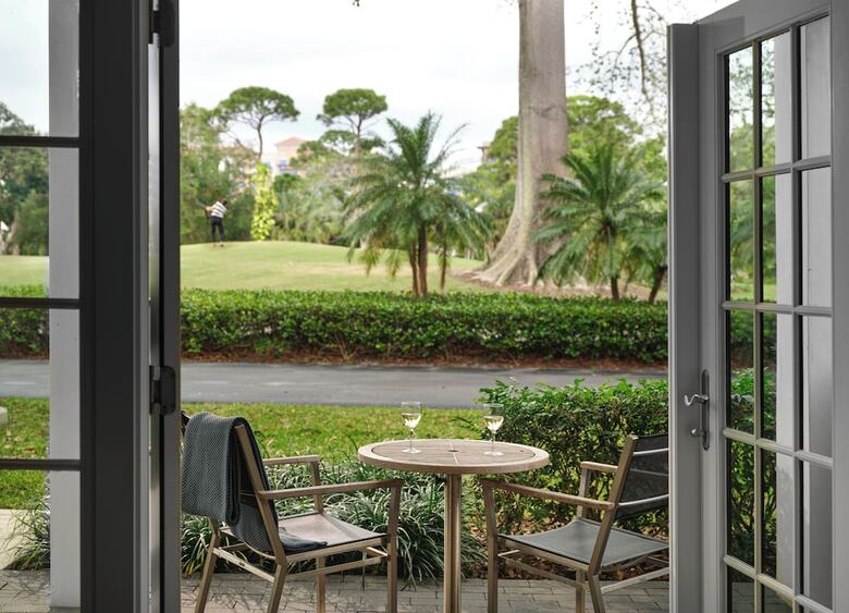 Hotel Bungalows At The Boca Raton