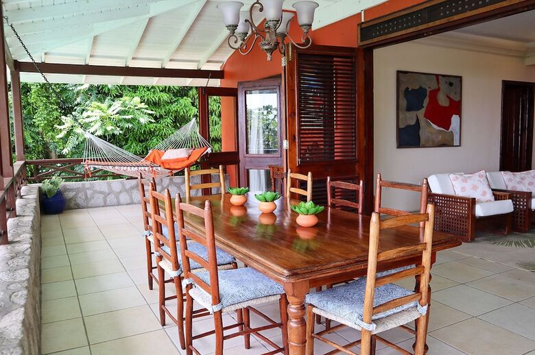 Stonefield Villa Resort