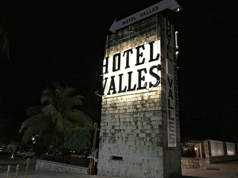 Hotel Valles