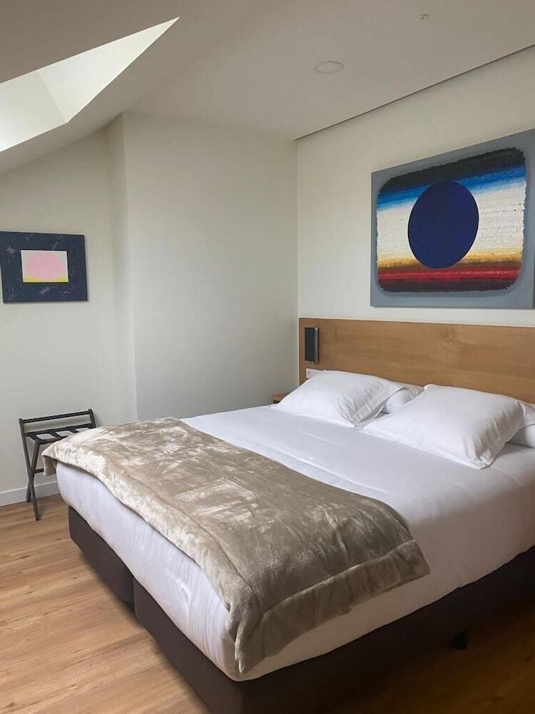 Aparthotel Graffiti Suites El Museo