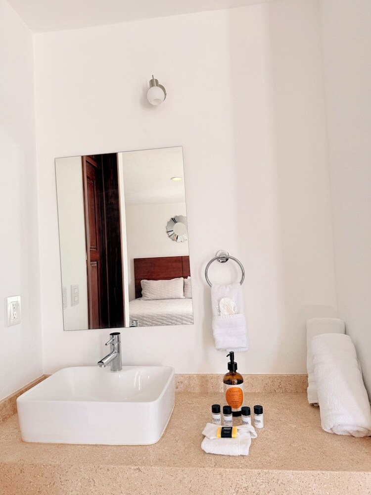 Pedernal Hotel
