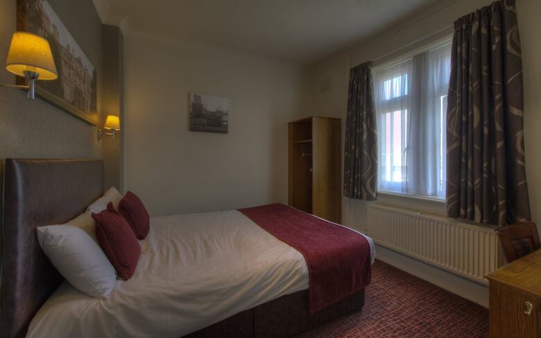 Royal Hotel By Greene King Inns