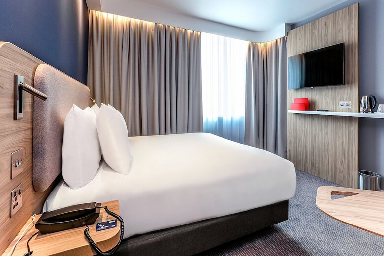 Hotel Holiday Inn Express Bicester By Ihg