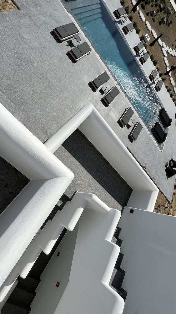 Hotel Naxian Secret