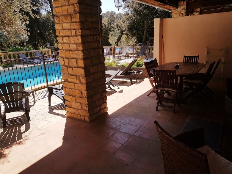 Le Domaine D'al�zen
