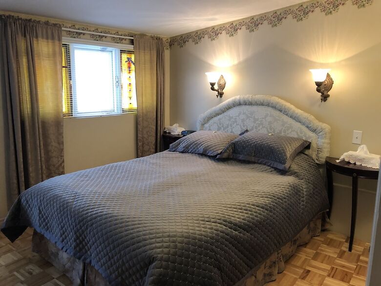 Le Ch�teau Du Faubourg B&B
