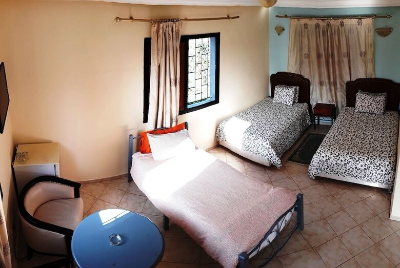 Hotel Regency Park And Suites