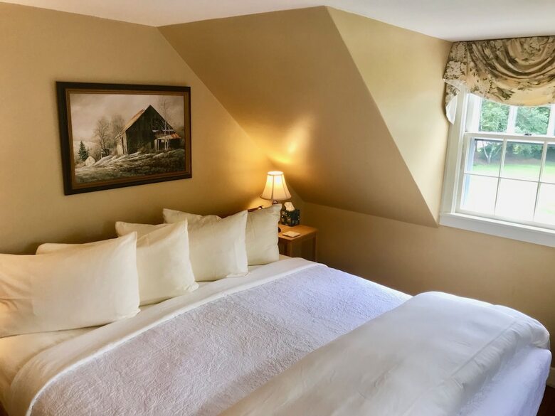 Bed & Breakfast 1824 House