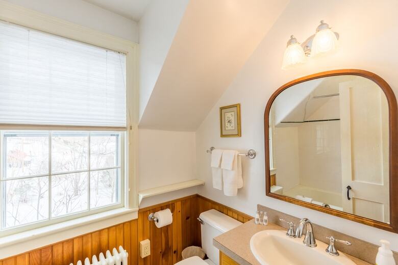 Bed & Breakfast 1824 House