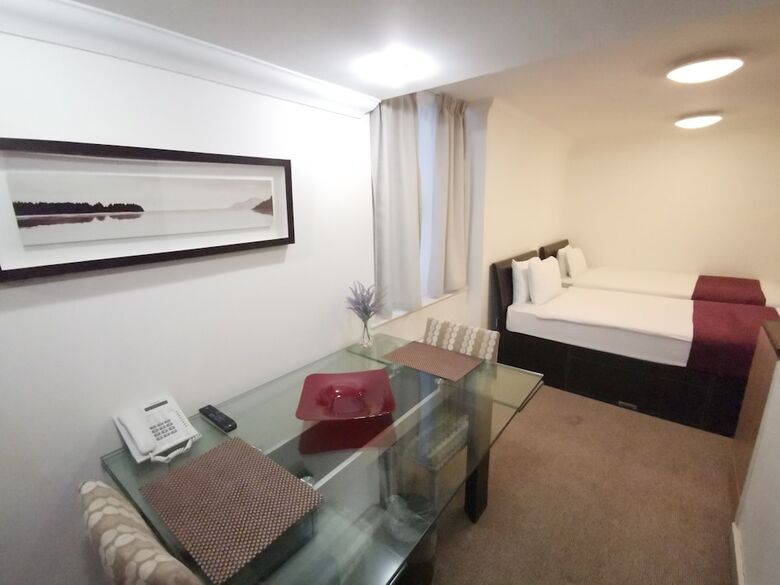 Hotel The Royale Chulan Hyde Park
