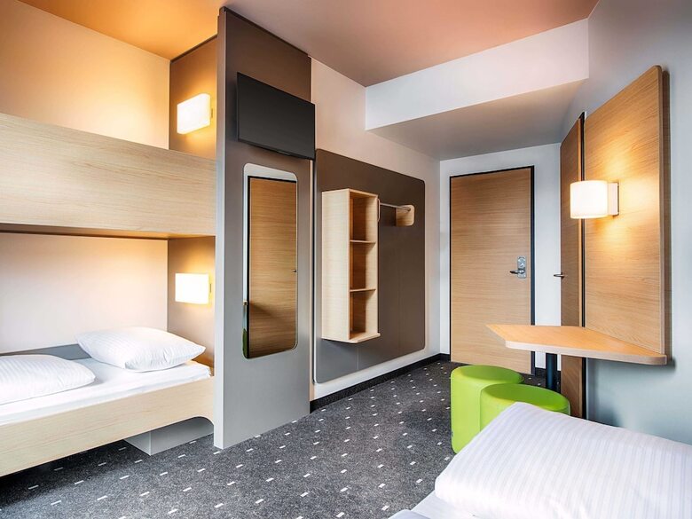 B&B Hotel Stuttgart-neckarhafen