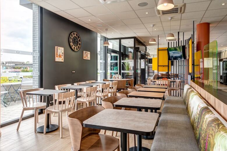B&B Hotel Le Port- Marly St-germain En Laye