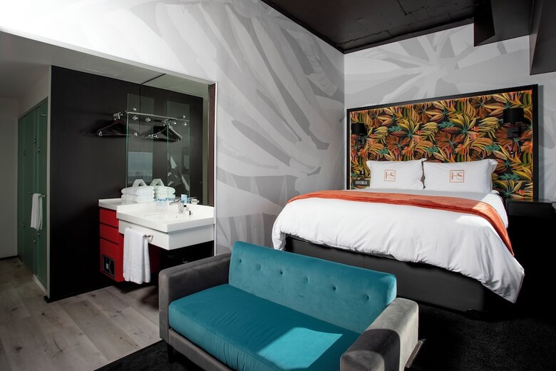 Hotel Sky Cape Town