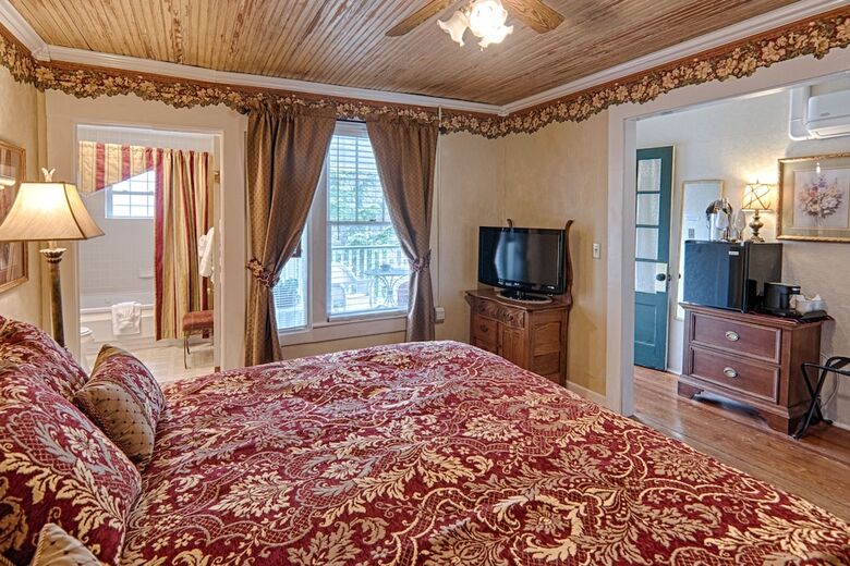 Bed & Breakfast Broad River Inn