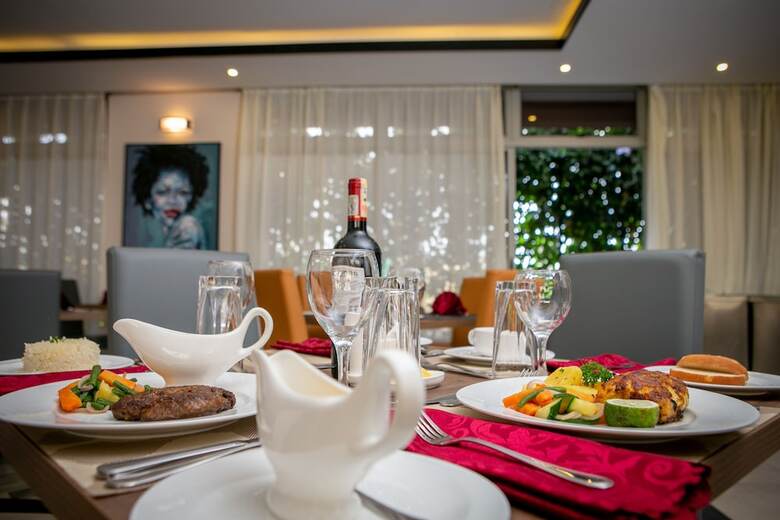 Source Of The Nile Hotel Namanve