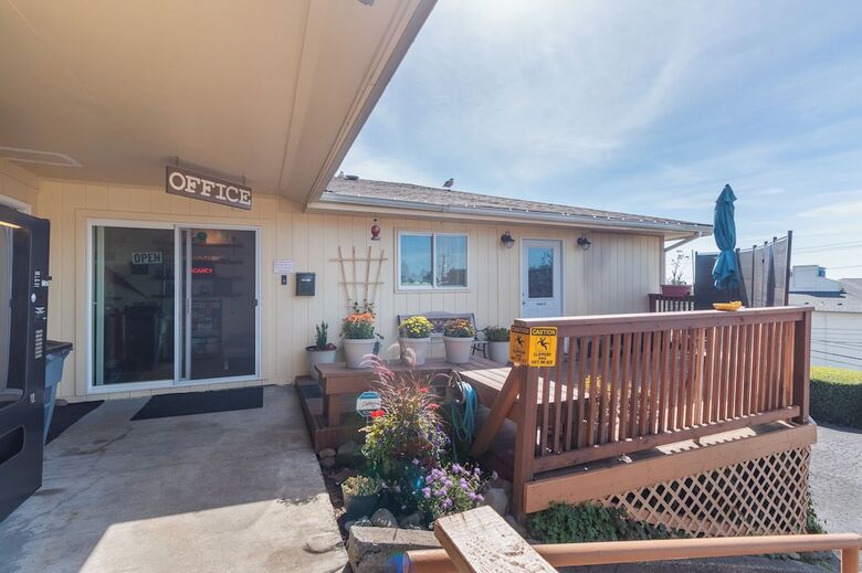 Sea Echo Motel ? Lincoln City