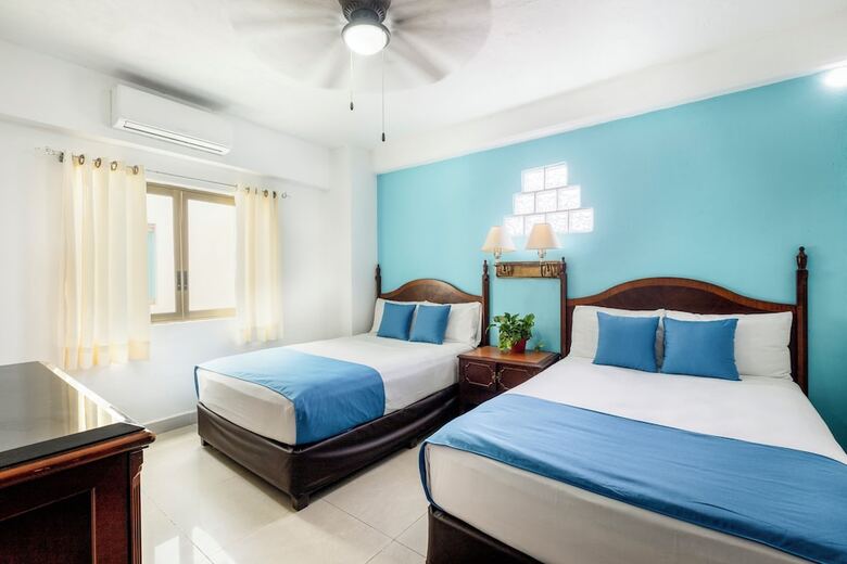 Hotel Pueblito Vallarta