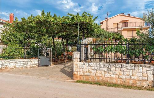 Apartment Galizana 1